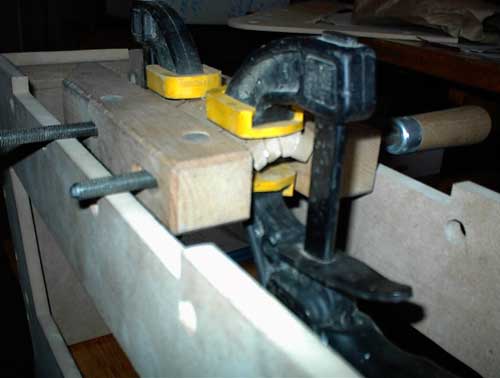 Treadsection - Gluing one of the round sections