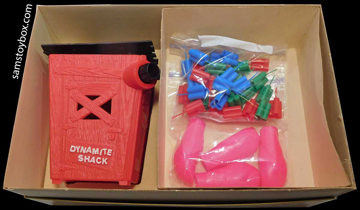 Dynamite Shack Game Contents in the Box
